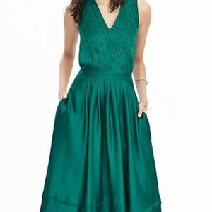 Banana Republic Green Satin V-Neck Dress - 6